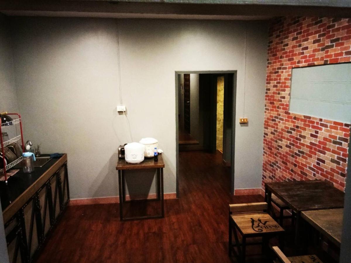 Chang Bed And Bar Hostel (Adults Only) Surat Thani Exterior foto